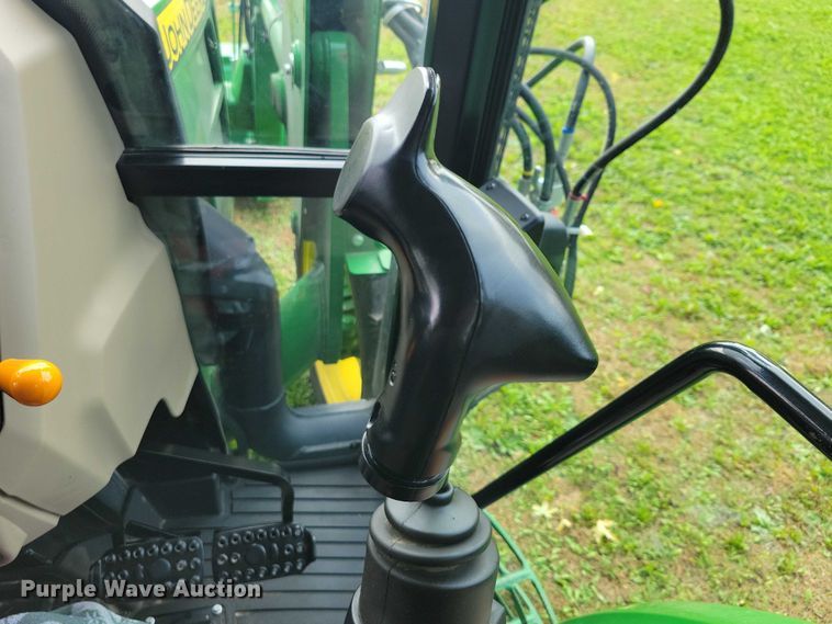 image for item EA2575 2015 John Deere  5075E MFWD tractor