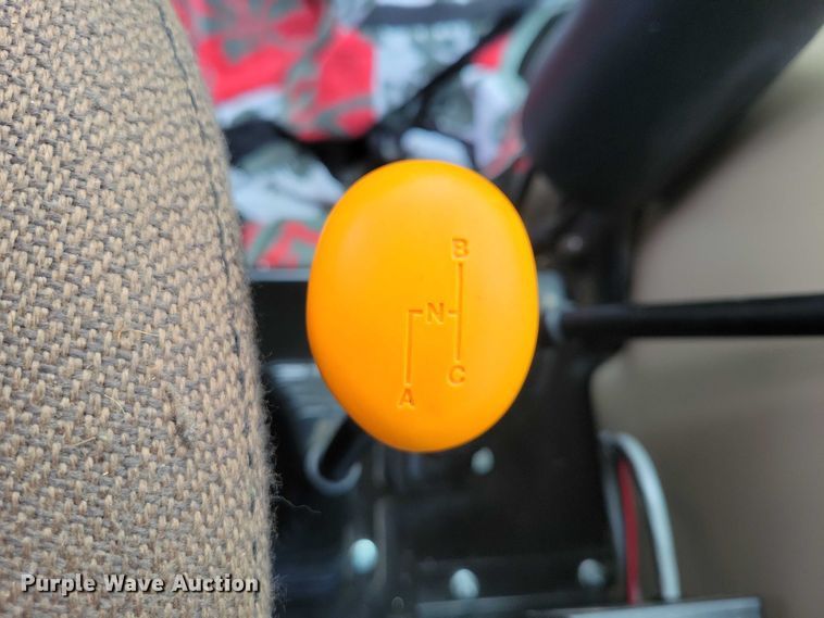 image for item EA2575 2015 John Deere  5075E MFWD tractor