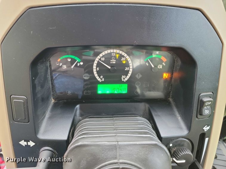 image for item EA2575 2015 John Deere  5075E MFWD tractor