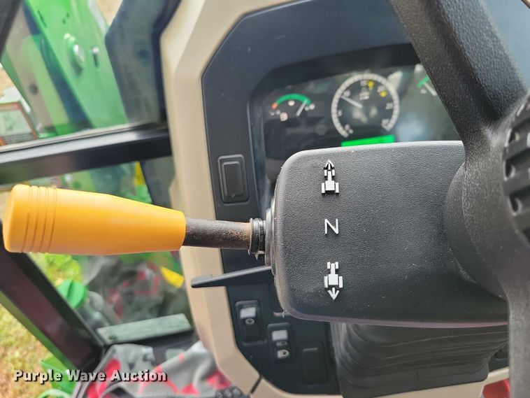 image for item EA2575 2015 John Deere  5075E MFWD tractor