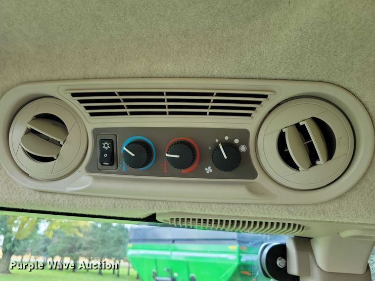 image for item EA2575 2015 John Deere  5075E MFWD tractor