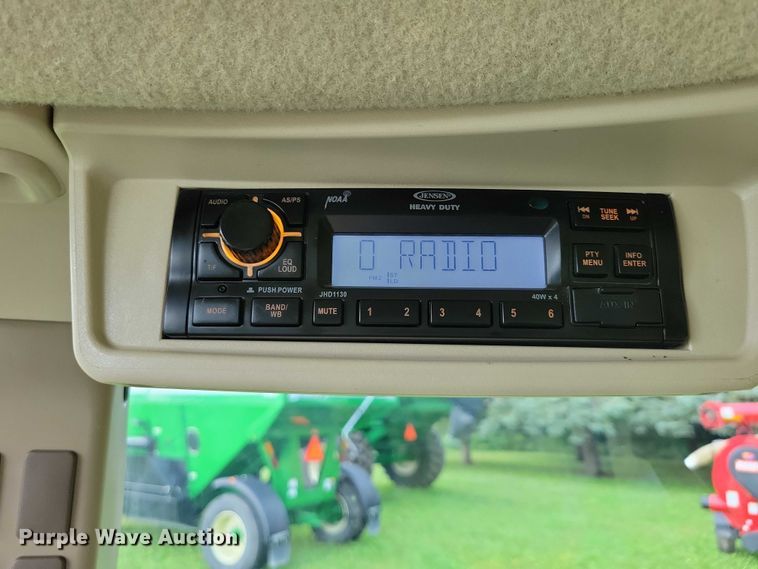 image for item EA2575 2015 John Deere  5075E MFWD tractor