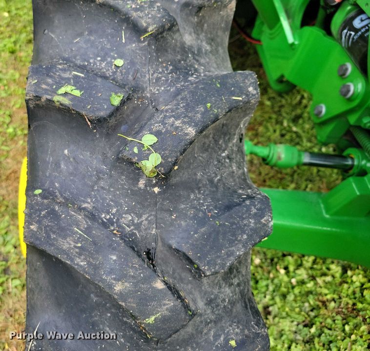 image for item EA2575 2015 John Deere  5075E MFWD tractor