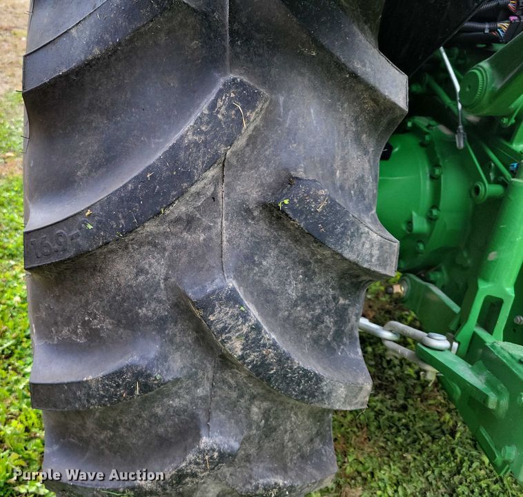 image for item EA2575 2015 John Deere  5075E MFWD tractor