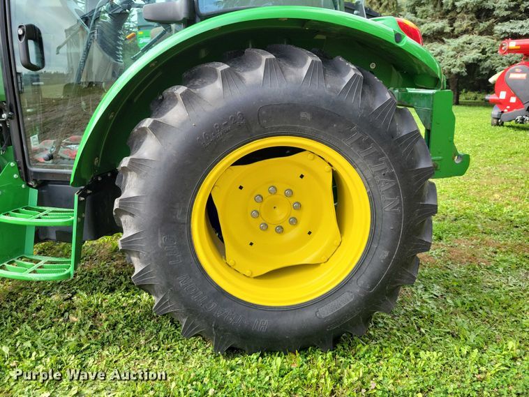 image for item EA2575 2015 John Deere  5075E MFWD tractor