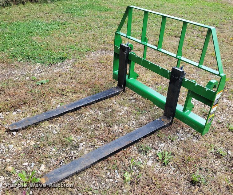 image for item EA2575 2015 John Deere  5075E MFWD tractor