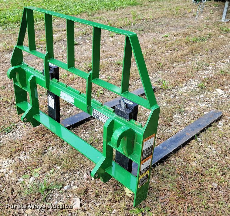 image for item EA2575 2015 John Deere  5075E MFWD tractor