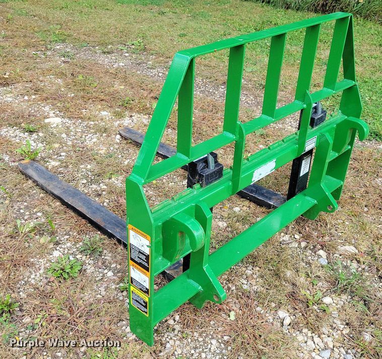 image for item EA2575 2015 John Deere  5075E MFWD tractor