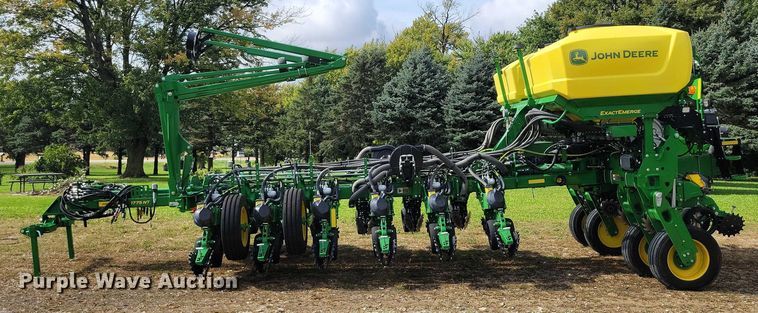 image for item EA2576 2024 John Deere  Exact Emerge 1775 NT planter
