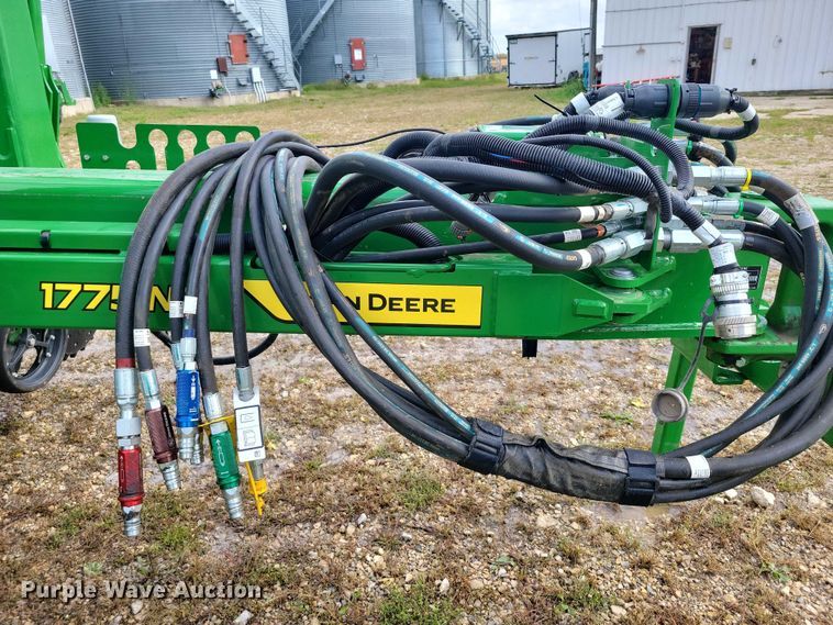 image for item EA2576 2024 John Deere  Exact Emerge 1775 NT planter