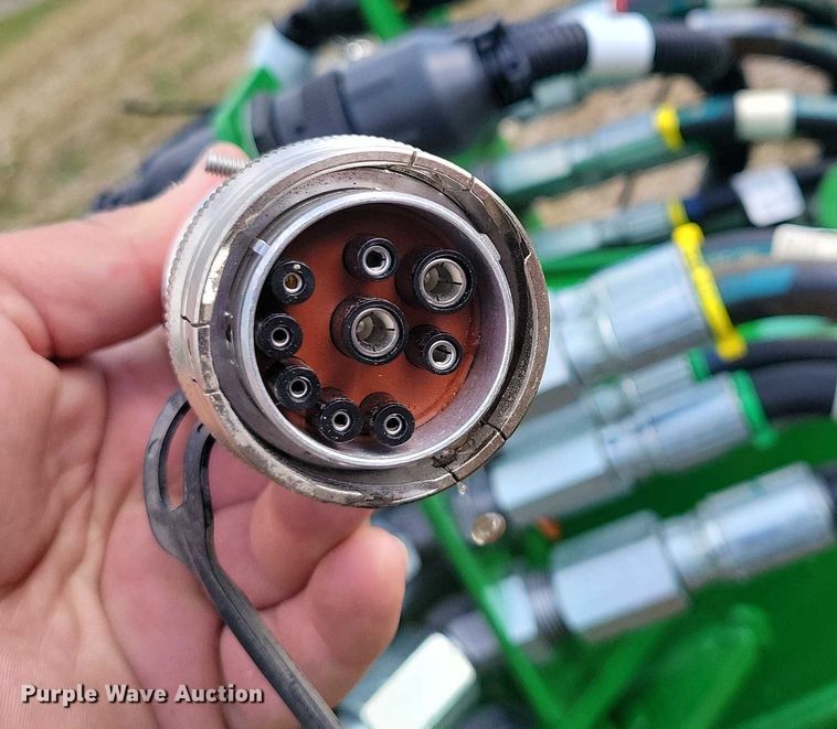 image for item EA2576 2024 John Deere  Exact Emerge 1775 NT planter