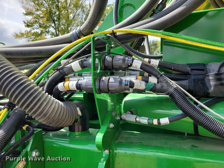 image for item EA2576 2024 John Deere  Exact Emerge 1775 NT planter