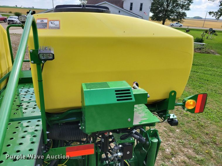 image for item EA2576 2024 John Deere  Exact Emerge 1775 NT planter
