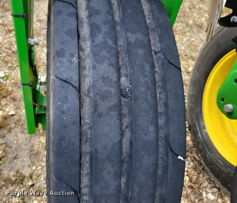 image for item EA2576 2024 John Deere  Exact Emerge 1775 NT planter