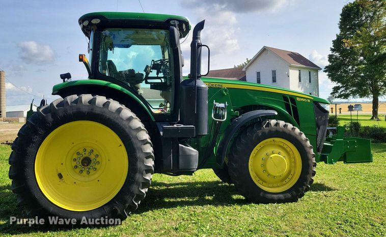 image for item EA2577 2013 John Deere  8260R MFWD tractor