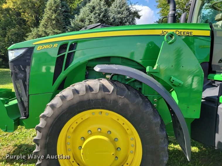 image for item EA2577 2013 John Deere  8260R MFWD tractor