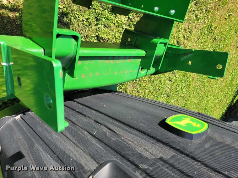 image for item EA2577 2013 John Deere  8260R MFWD tractor