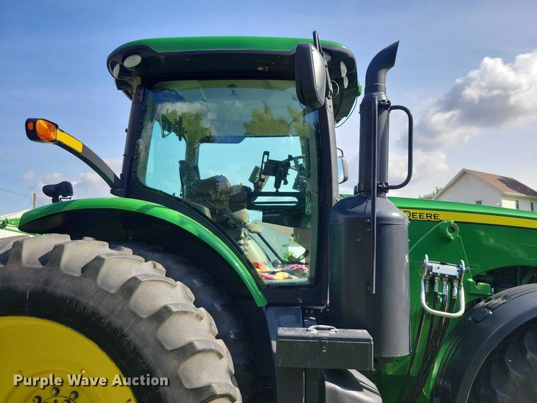 image for item EA2577 2013 John Deere  8260R MFWD tractor