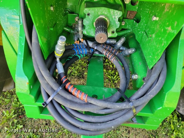 image for item EA2577 2013 John Deere  8260R MFWD tractor