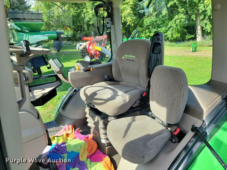 image for item EA2577 2013 John Deere  8260R MFWD tractor