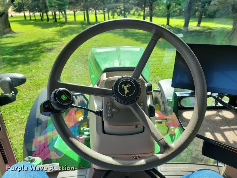 image for item EA2577 2013 John Deere  8260R MFWD tractor