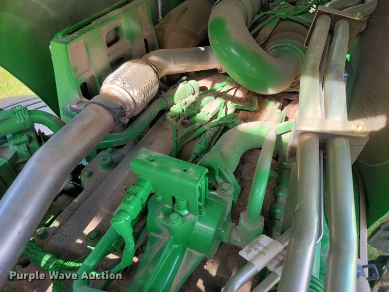 image for item EA2577 2013 John Deere  8260R MFWD tractor