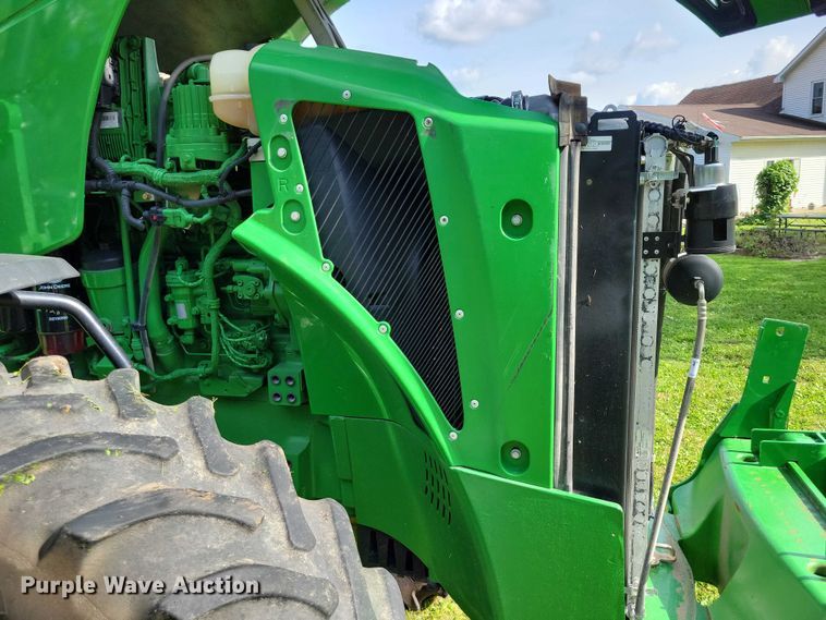 image for item EA2577 2013 John Deere  8260R MFWD tractor