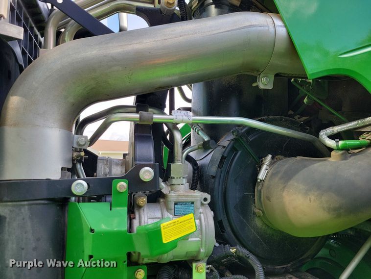 image for item EA2577 2013 John Deere  8260R MFWD tractor