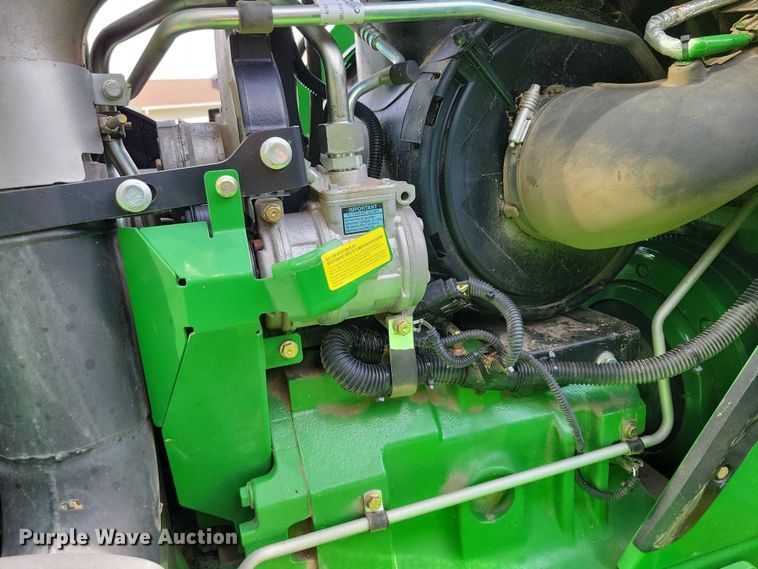 image for item EA2577 2013 John Deere  8260R MFWD tractor