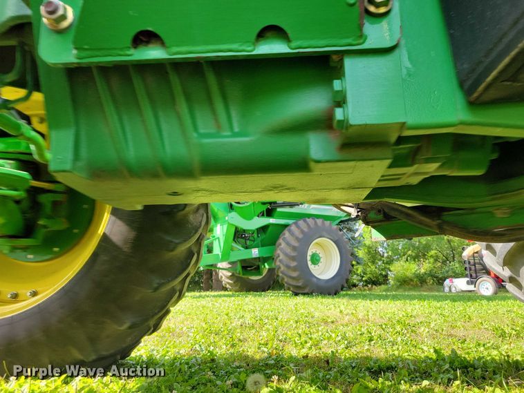 image for item EA2577 2013 John Deere  8260R MFWD tractor