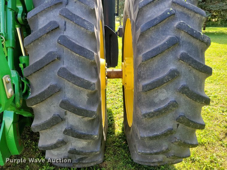 image for item EA2577 2013 John Deere  8260R MFWD tractor