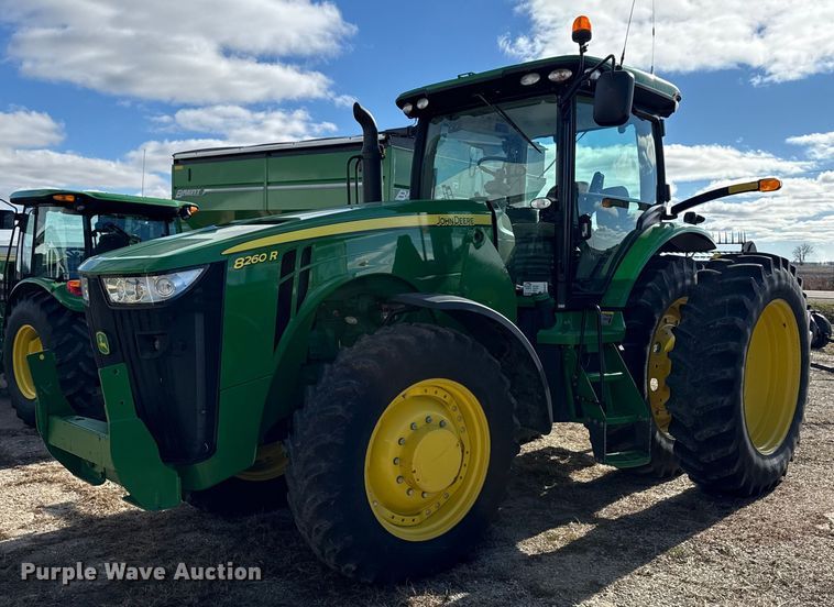 image for item EA2577 2013 John Deere  8260R MFWD tractor