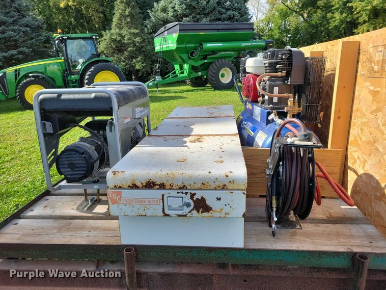 image for item EA2578 Service trailer