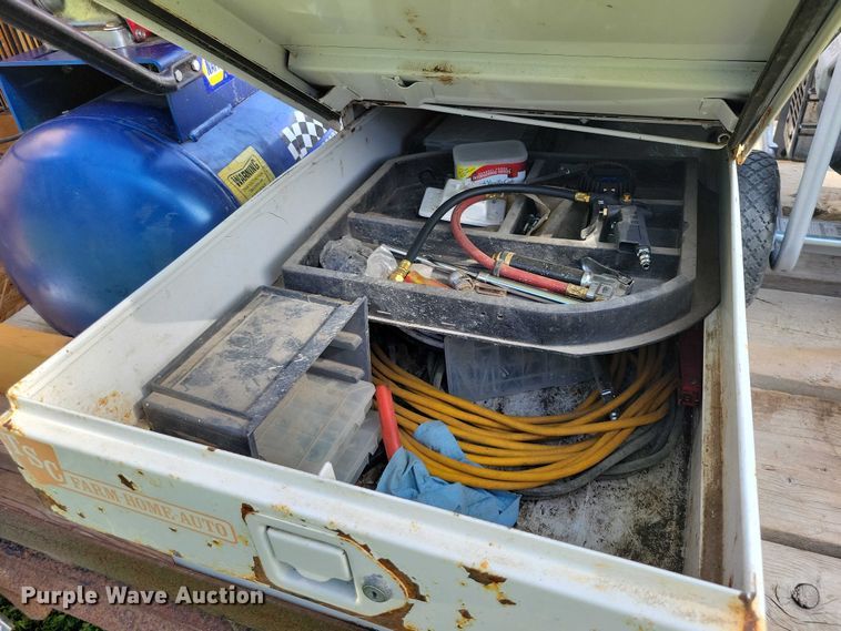 image for item EA2578 Service trailer