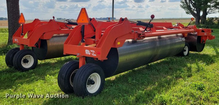 image for item EA2579 2012 Rite Way land roller