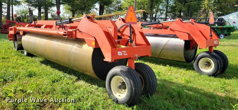 image for item EA2579 2012 Rite Way land roller