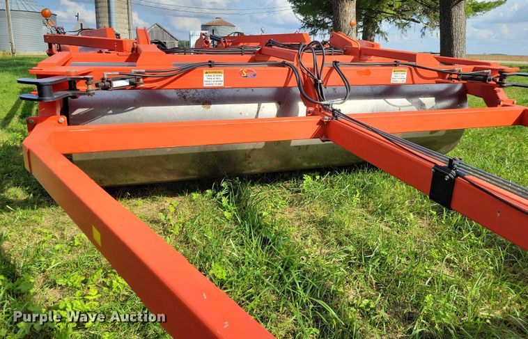 image for item EA2579 2012 Rite Way land roller