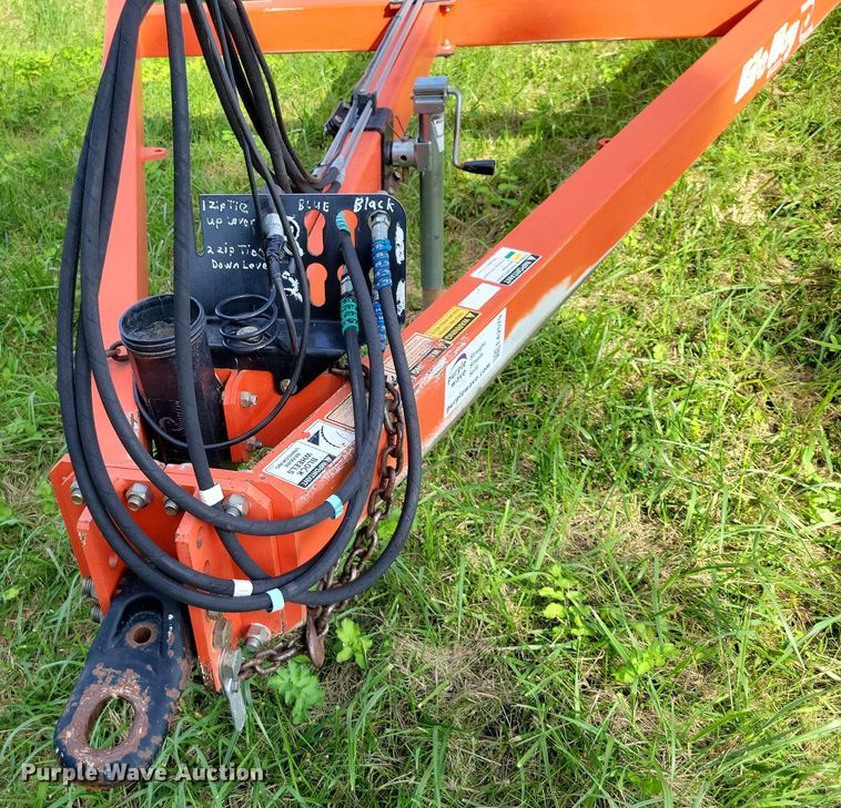 image for item EA2579 2012 Rite Way land roller