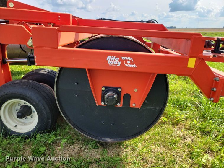 image for item EA2579 2012 Rite Way land roller
