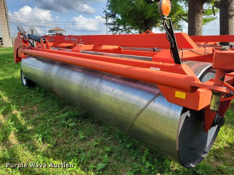 image for item EA2579 2012 Rite Way land roller
