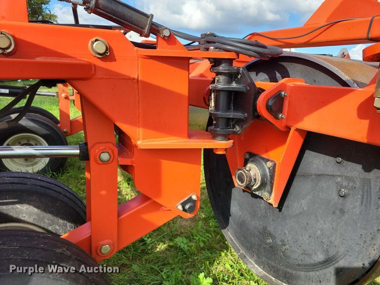 image for item EA2579 2012 Rite Way land roller