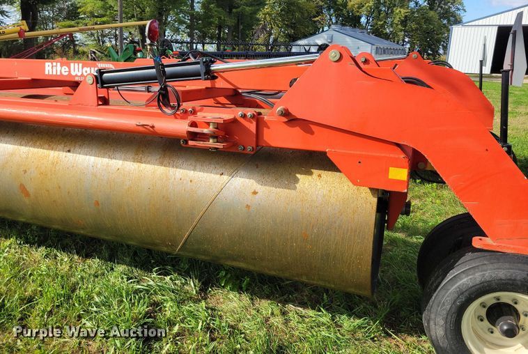 image for item EA2579 2012 Rite Way land roller