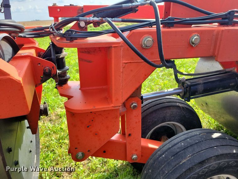 image for item EA2579 2012 Rite Way land roller