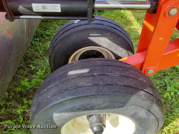 image for item EA2579 2012 Rite Way land roller