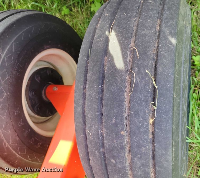 image for item EA2579 2012 Rite Way land roller