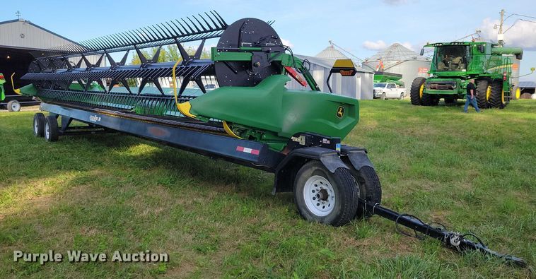 image for item EA2580 2021 John Deere  RD35F flex draper head