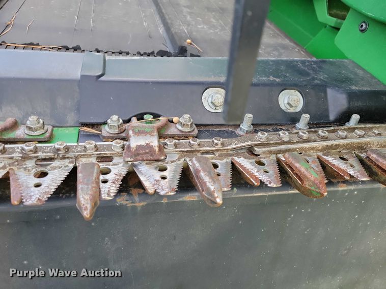 image for item EA2580 2021 John Deere  RD35F flex draper head
