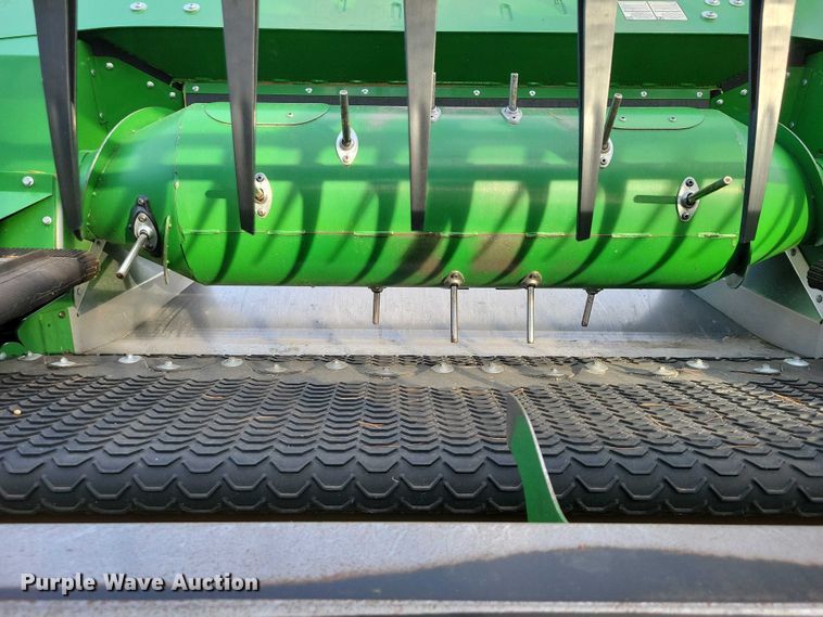image for item EA2580 2021 John Deere  RD35F flex draper head