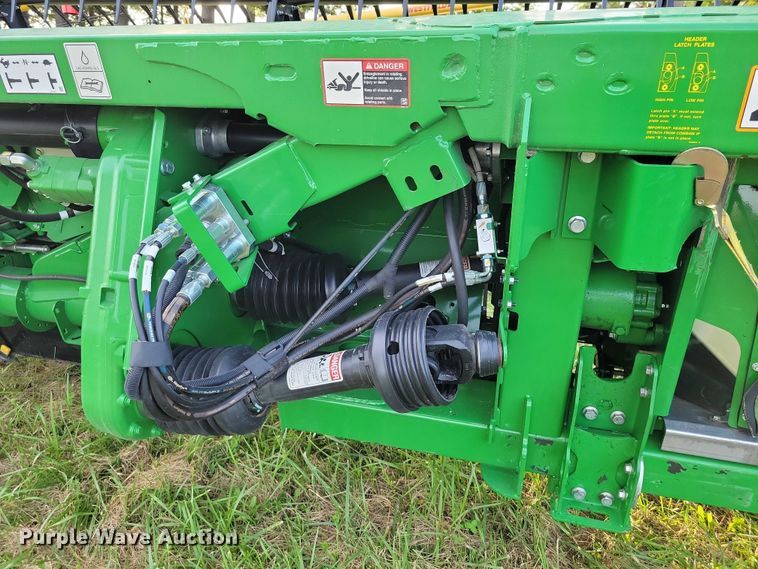 image for item EA2580 2021 John Deere  RD35F flex draper head