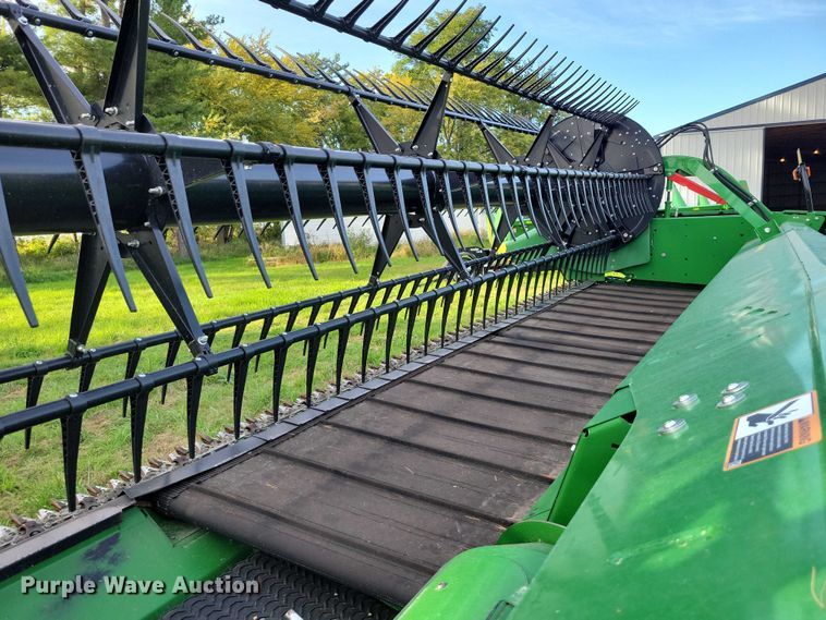 image for item EA2580 2021 John Deere  RD35F flex draper head